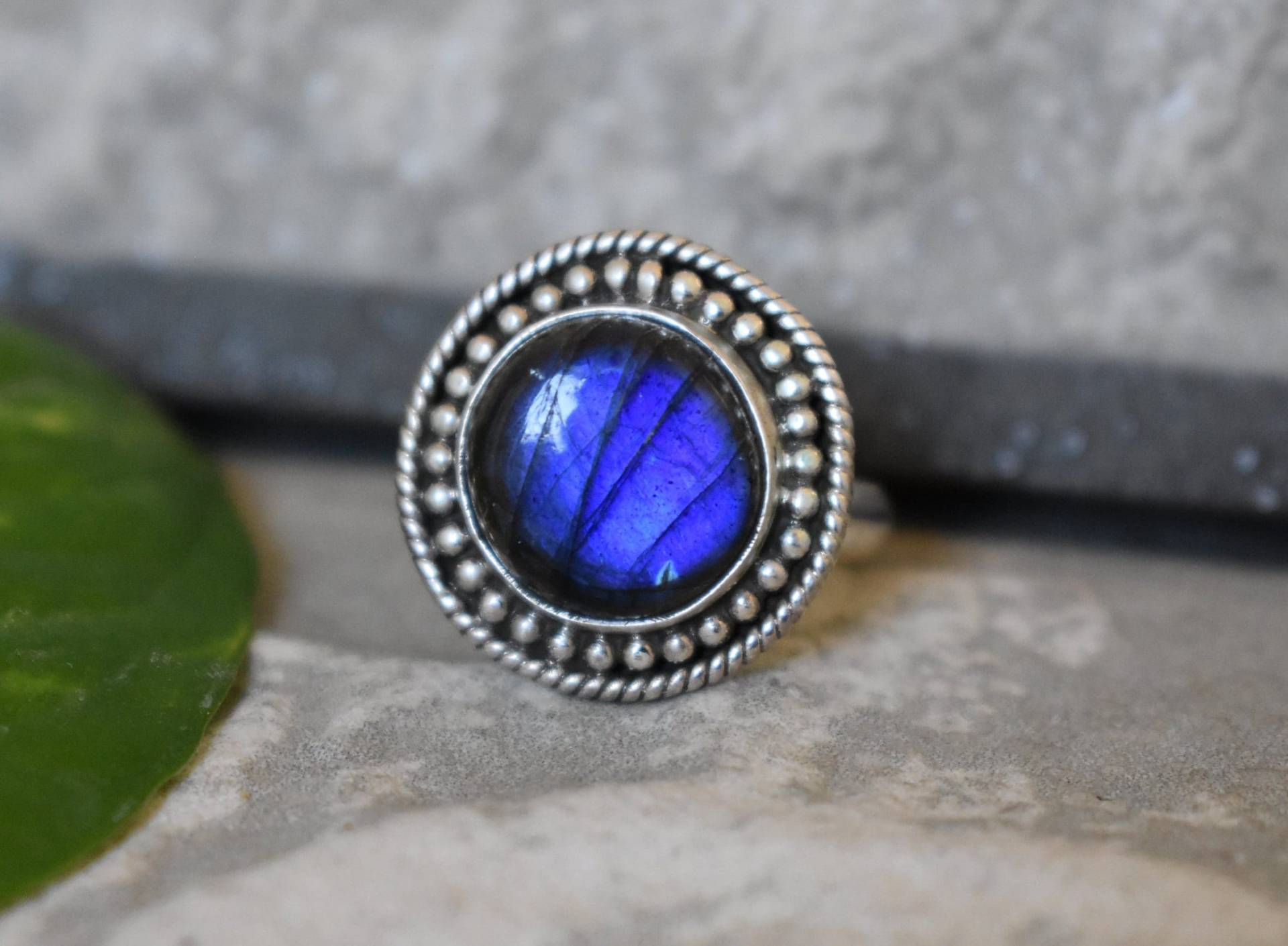 925 Silber Blau Labradorit Ring-Blau Ring-Labradorit Ring-Handgefertigter Ring-Ring Für Frauen-Design Ring von UniquejewelryIndia