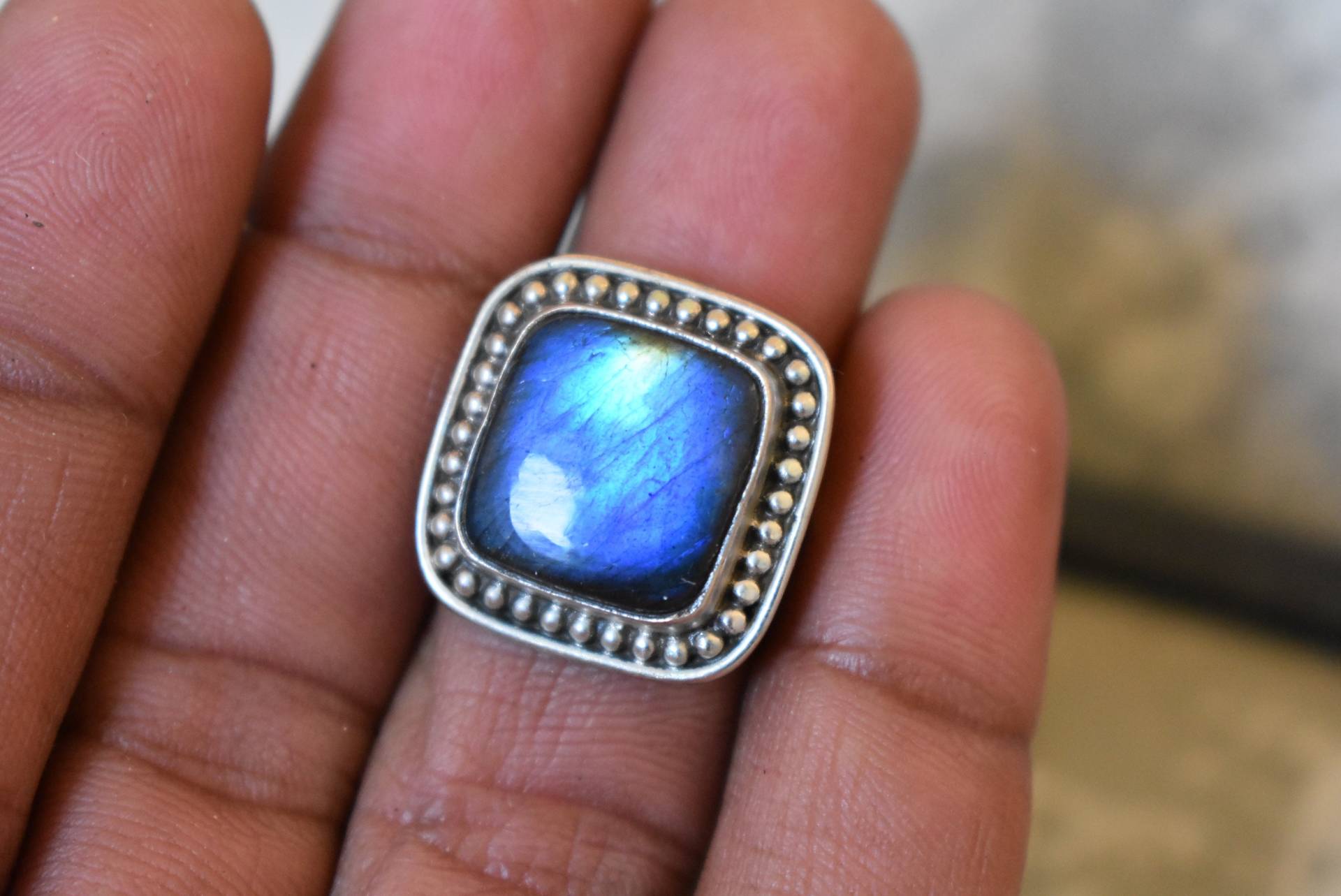 925 Silber Blau Labradorit Ring-Blau Ring-Labradorit Ring-Handgefertigter Ring-Ring Für Frauen-Design Ring von UniquejewelryIndia