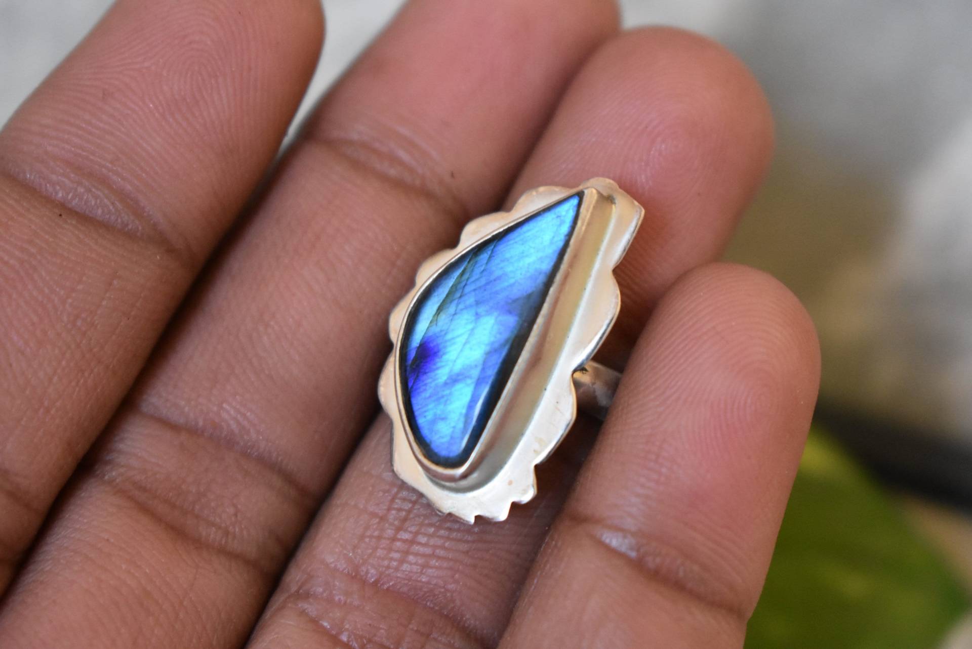 925 Silber Blauer Labradorit-Ring-Blauer Labradorit-Ring-Labradorit-Ring-Handgemachter Ring-Ring Für Frauen-Design-Ring von UniquejewelryIndia