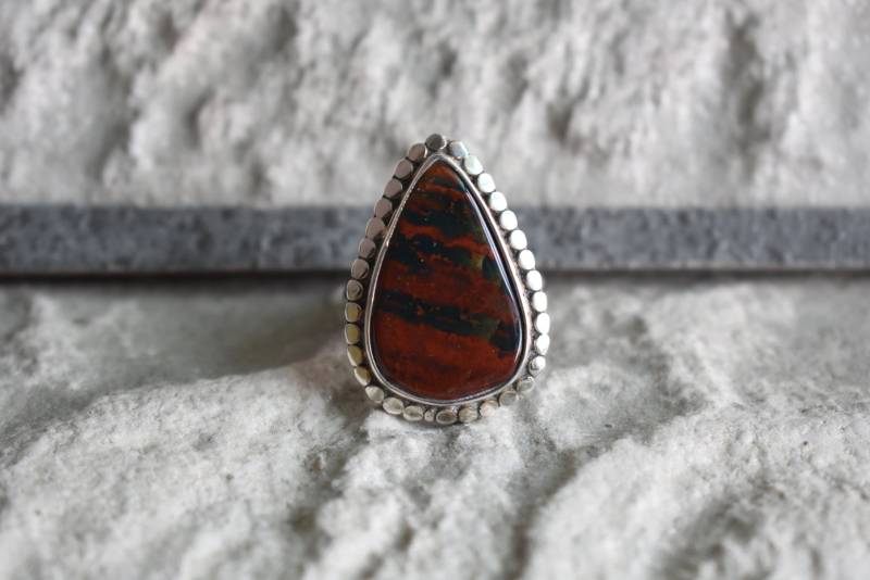 925 Silber Natürlicher Roter Blutstein Ring-Roter Ring-Blutstein Ring-Ring Für Frauen-Blutstein Design Ring von UniquejewelryIndia