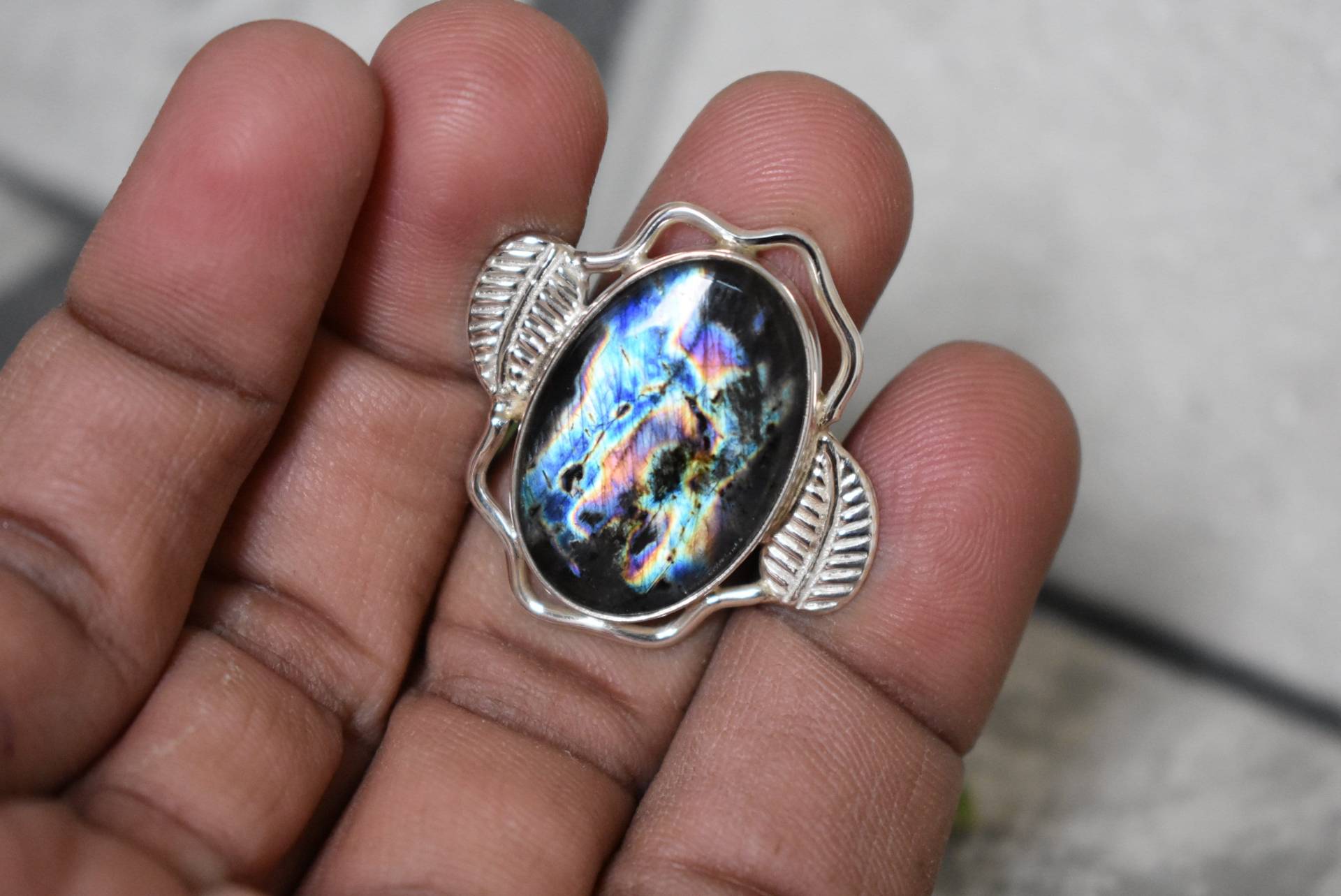 925 Silber Natur Lila Spektrolith Ring-Lila Auffälliger Labradorit Ring-Labradorit Ring-Handgemachter Ring-Ring Für Frauen-Design Ring von UniquejewelryIndia