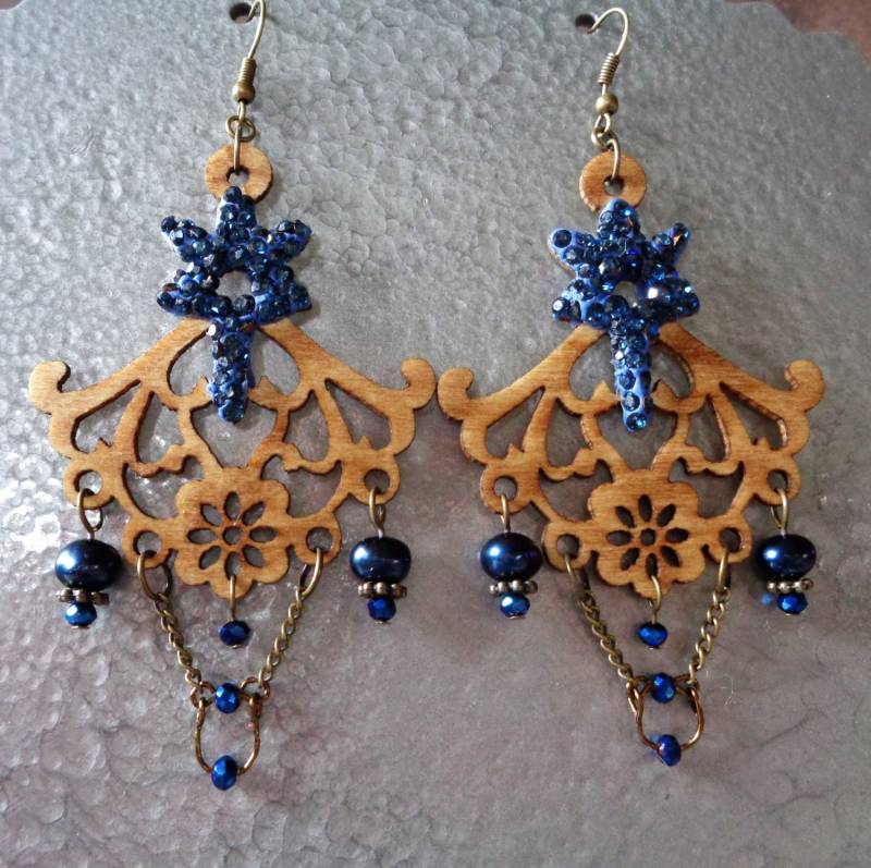 Ebnen Sie Crystal-Bambus Und Perle Rustikale Anweisung Ohrringe Lasergeschnitten Holz Ecofriendly Natürliche Handgemachtes Braunes Blaues Großes von UniquelyAbundant