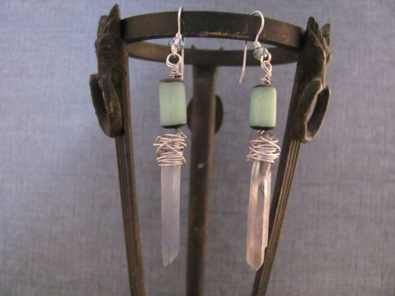 Seafoam Ohrring Buri Nutearring Und Kristall Zeigen Spike Ohrringe Handgemachte Grüne Hypoallergen Draht Gewickelt Anweisung Hänger von UniquelyAbundant