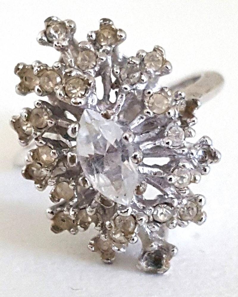 Jahrgang 18K Hge Marquise Klar Cluster Strass Ring, Cocktail-Formales Abendessen, Hochzeit Verlobung Brautschmuck Elegant Funkelnd Glamourös von UniquelyWiredBeads