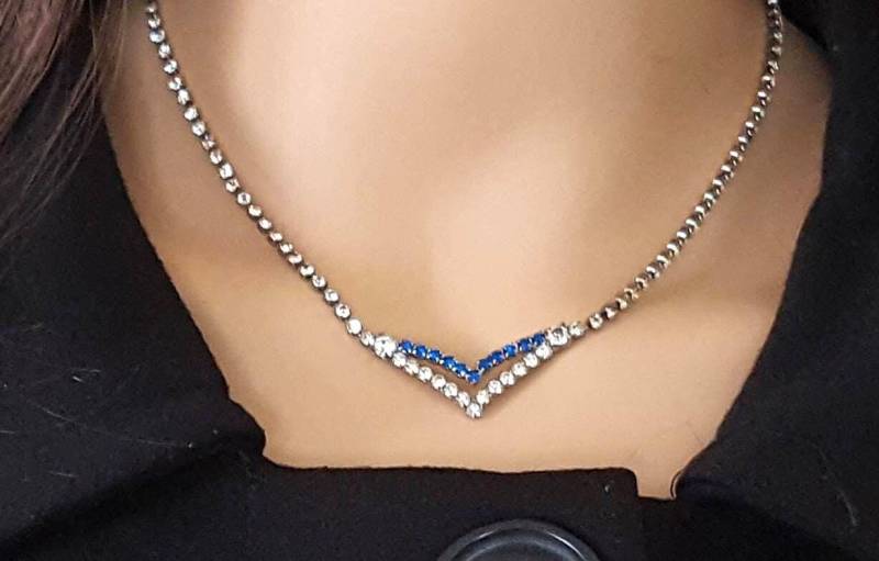 Zierliche Zarte Minimal Elegante Strass Halskette, Heimkehr Tanz, Abschlussball, Hochzeit Braut Schmuck, Blumenmädchen, Teen Akzent von UniquelyWiredBeads