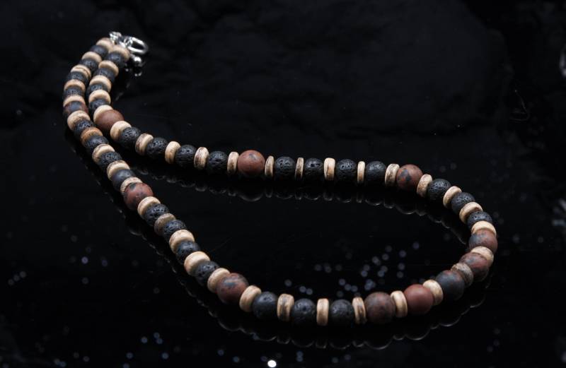 Herren Perlenkette Holz Stein Obsidian Und Vulcan Lava Pelrenkette Mit Naturkokosnuss Perlen - 55, 5cm Lang Hippie Boho Surfer Schmuck von Uniquon