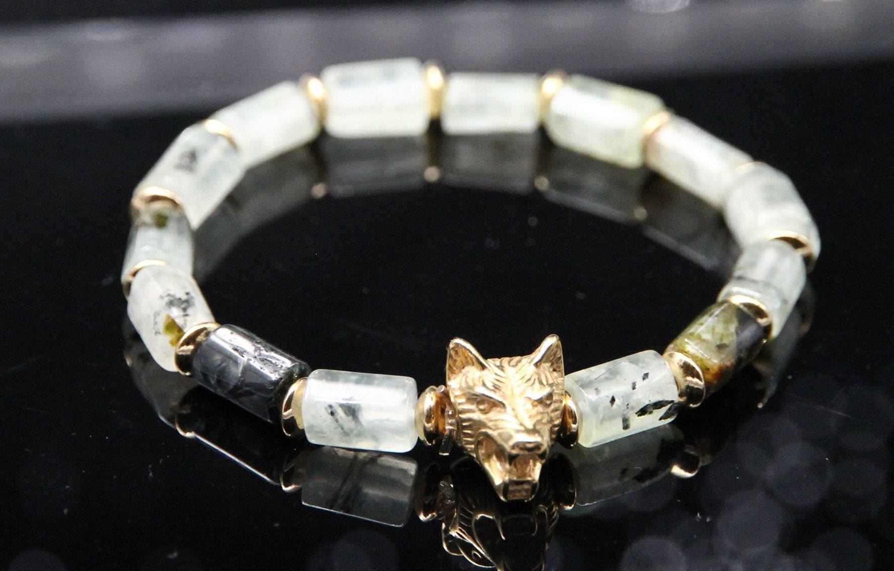 Wolf Armband Prehnit Halbedelstein Grün Gold Stretcharmband Edelstahl Wolfskopf Natur Tier Spirit Geschenk Für Männer & Frauen von Uniquon