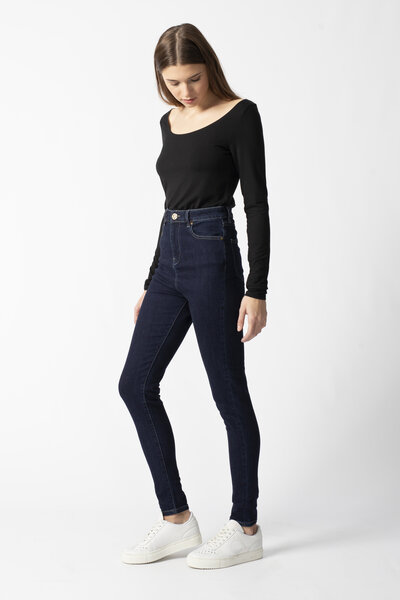 United Change Makers Carrie Super Skinny Super High Waist Jeans von United Change Makers