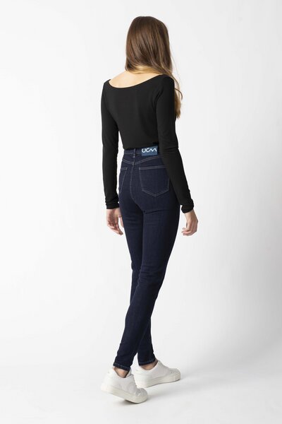 United Change Makers Carrie Super Skinny Super High Waist Jeans von United Change Makers