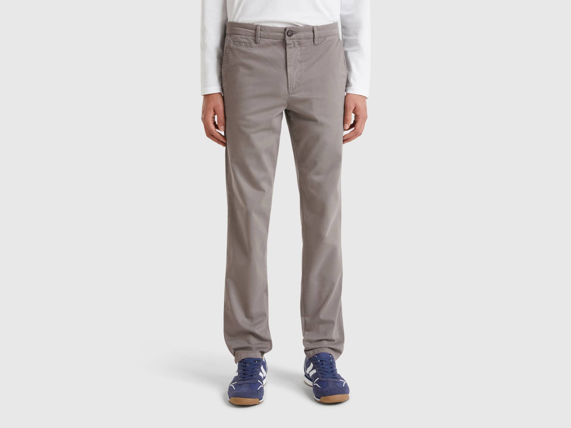 Benetton, Chinohose Slim Fit In Mausgrau, size 42, Dunkelgrau, male Benetton, Chinohose Slim Fit In Mausgrau, size 42, Dunkelgrau, male von United Colors of Benetton