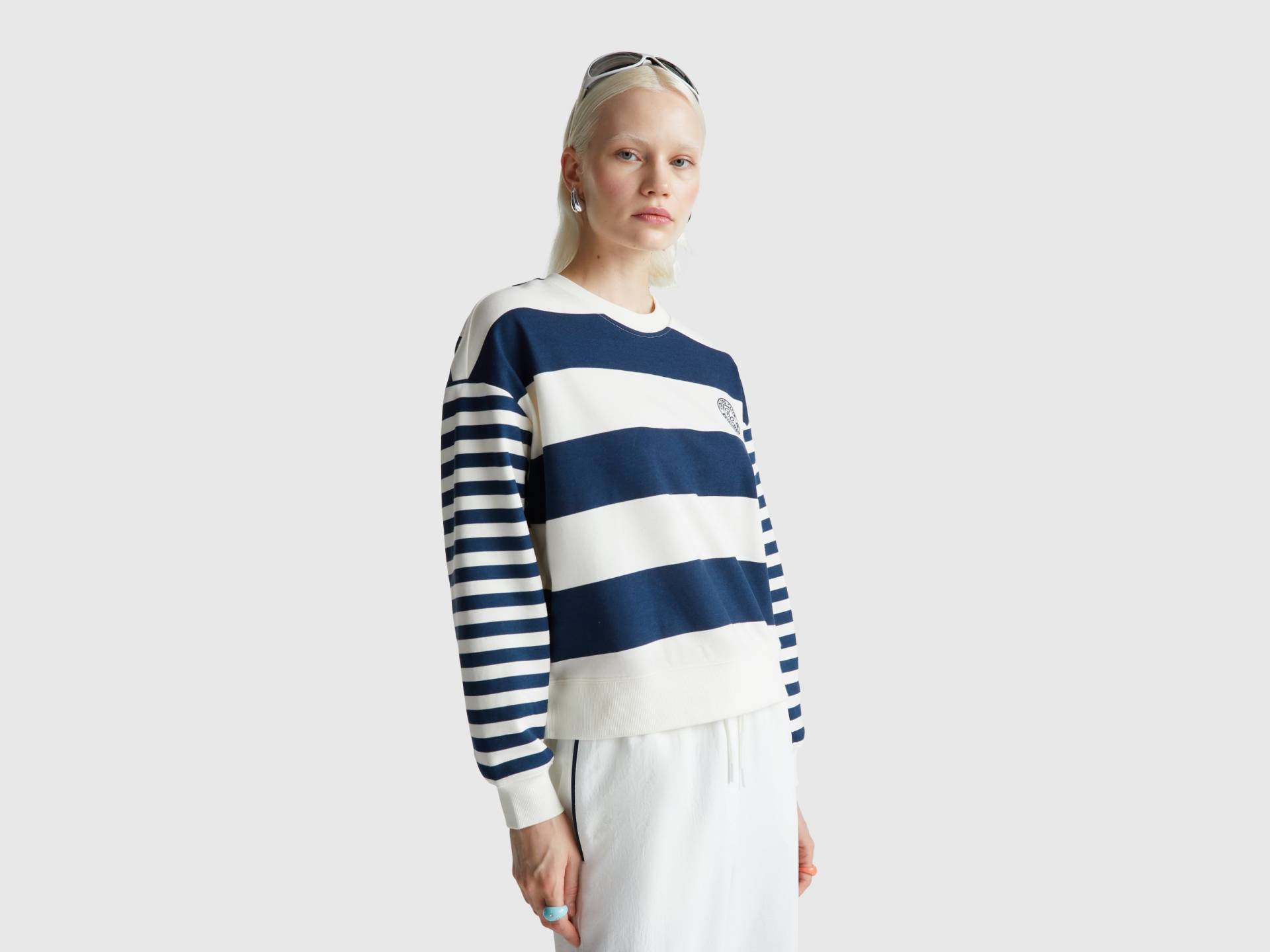 Benetton, Gestreiftes Sweatshirt Mit Rundhalsausschnitt, size L, Dunkelblau, female Benetton, Gestreiftes Sweatshirt Mit Rundhalsausschnitt, size L, Dunkelblau, female von United Colors of Benetton