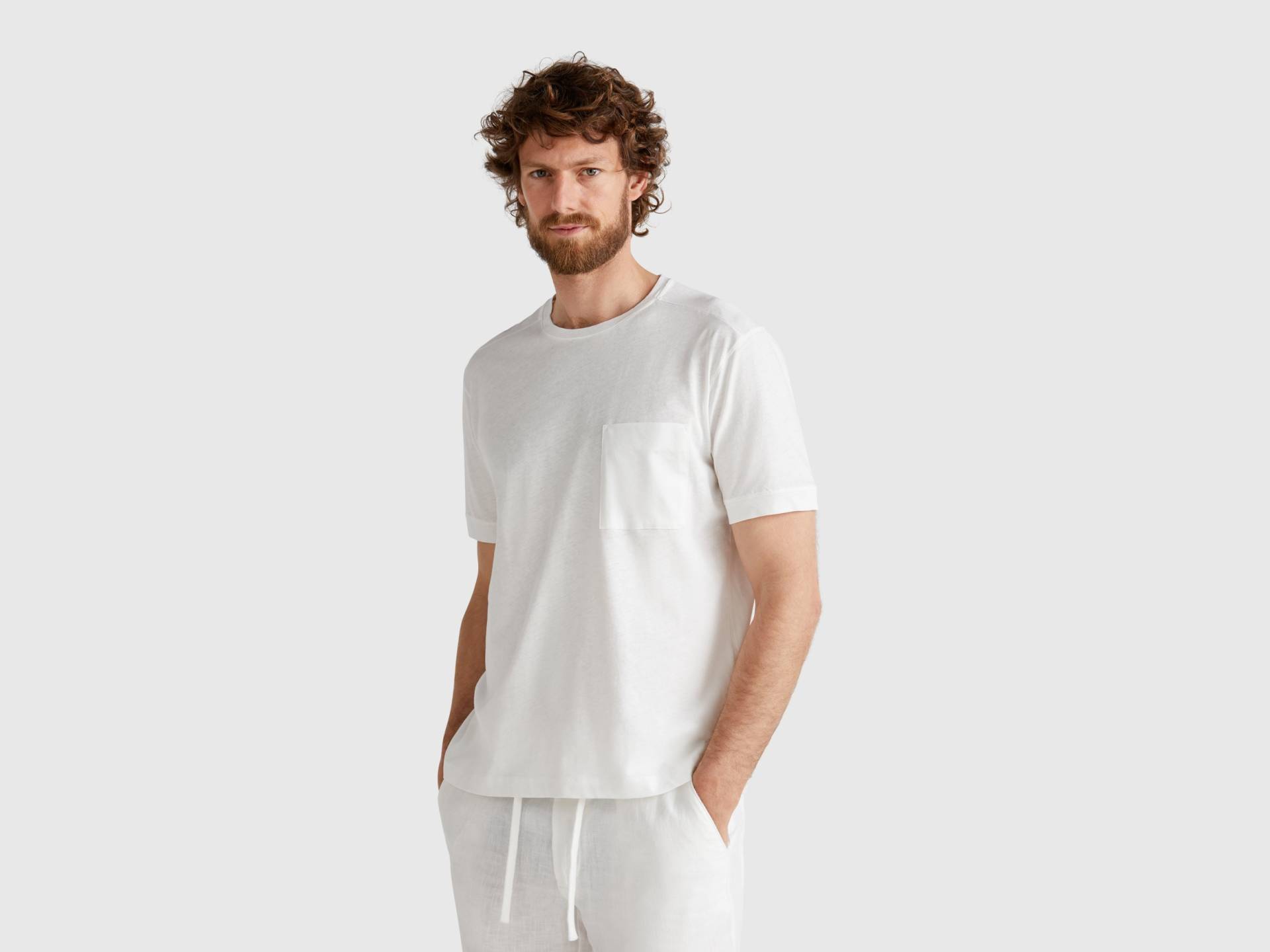 Benetton, T-shirt Aus Leinenmischung Mit Tasche, size XL, Weiss, male von United Colors of Benetton