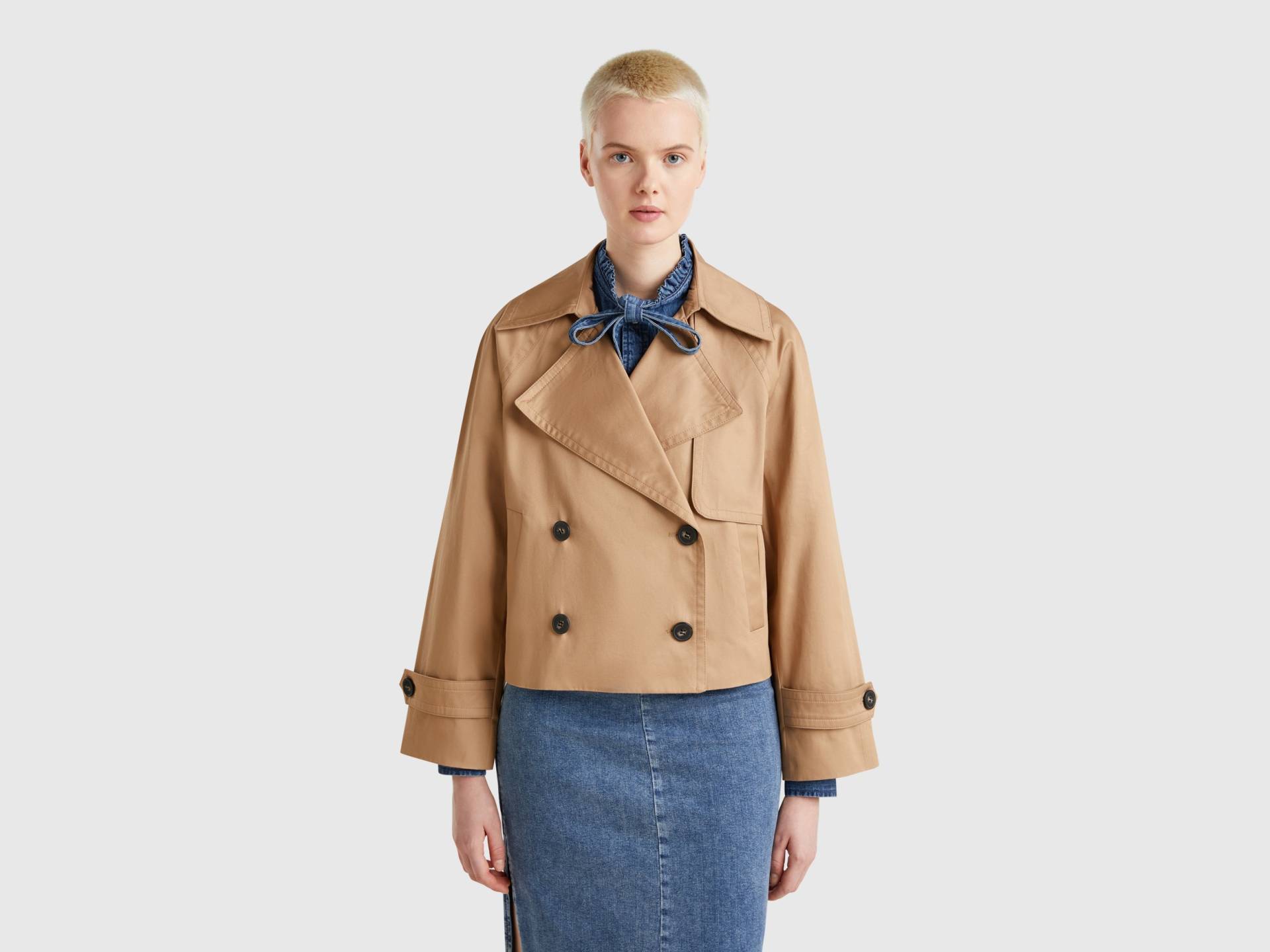 Benetton, Zweireihiger, Verkürzter Trenchcoat, size , Camel, female von United Colors of Benetton