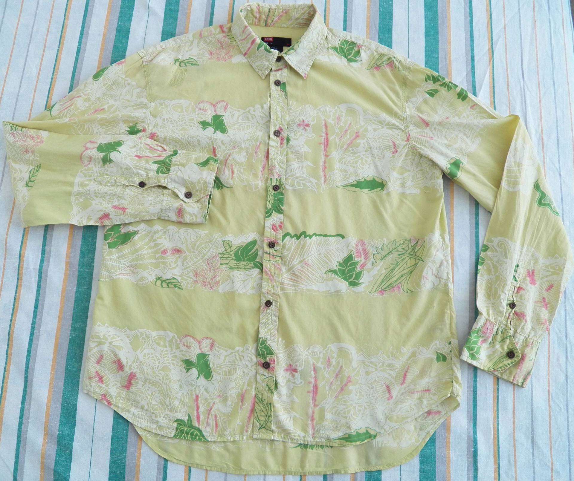 Vintage Diesel Herrenhemd Xl Xlarge Senfgelb Leichte Baumwolle Blumendruck Langarm 90Er 00Er Jahre von UnitedYarnsOf