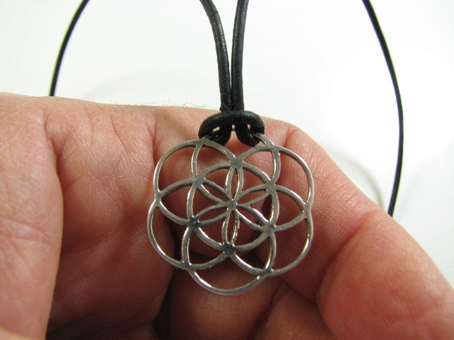 Echter Same Des Lebens Anhänger, Halskette Aus Sterlingsilber Auf Lederband, Heilige Geometrie von UniversalAge