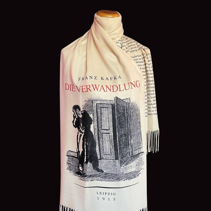 Die Metamorphose Von Franz Kafka Schal Wickelschal | Deutsche Version. - Verwandlung Schal von UniversalZone