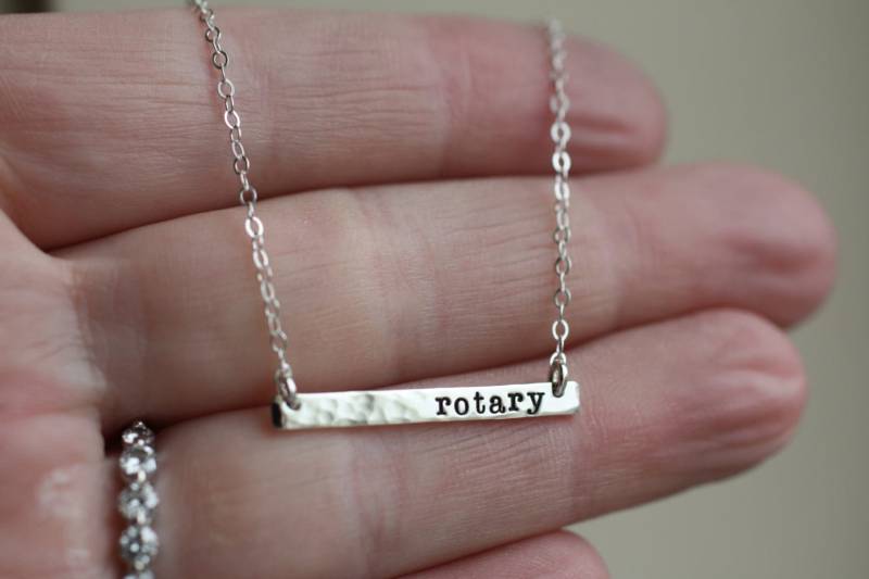 Dünne Zierliche Silber Bar Halskette, Personalisierte Schmuck, Einfach Jeden Tag, Dünne Maßgeschneiderte Schichtung Initial Sterling von UnmistakablyMine