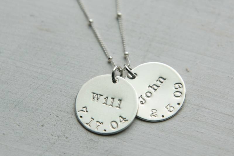 Kinder Name Geburtstag Halskette, Sterling Silber Familie Benutzerdefinierte Personalisierte Einfache Alltägliche Mutter Schmuck von UnmistakablyMine