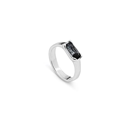 Uno de 50 RING AUS METALLLEGIERUNG, BESCHICHTET AUS STERLINGSILBER MIT GRAUEM FACETTIERTEM KRISTALL von Uno de 50