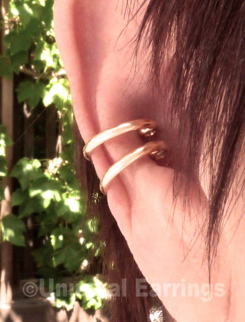 Gold Gefüllte Ohrmanschette Nicht Durchbohrte, Glatte, Bequeme Ohrclips von UnusualEarrings