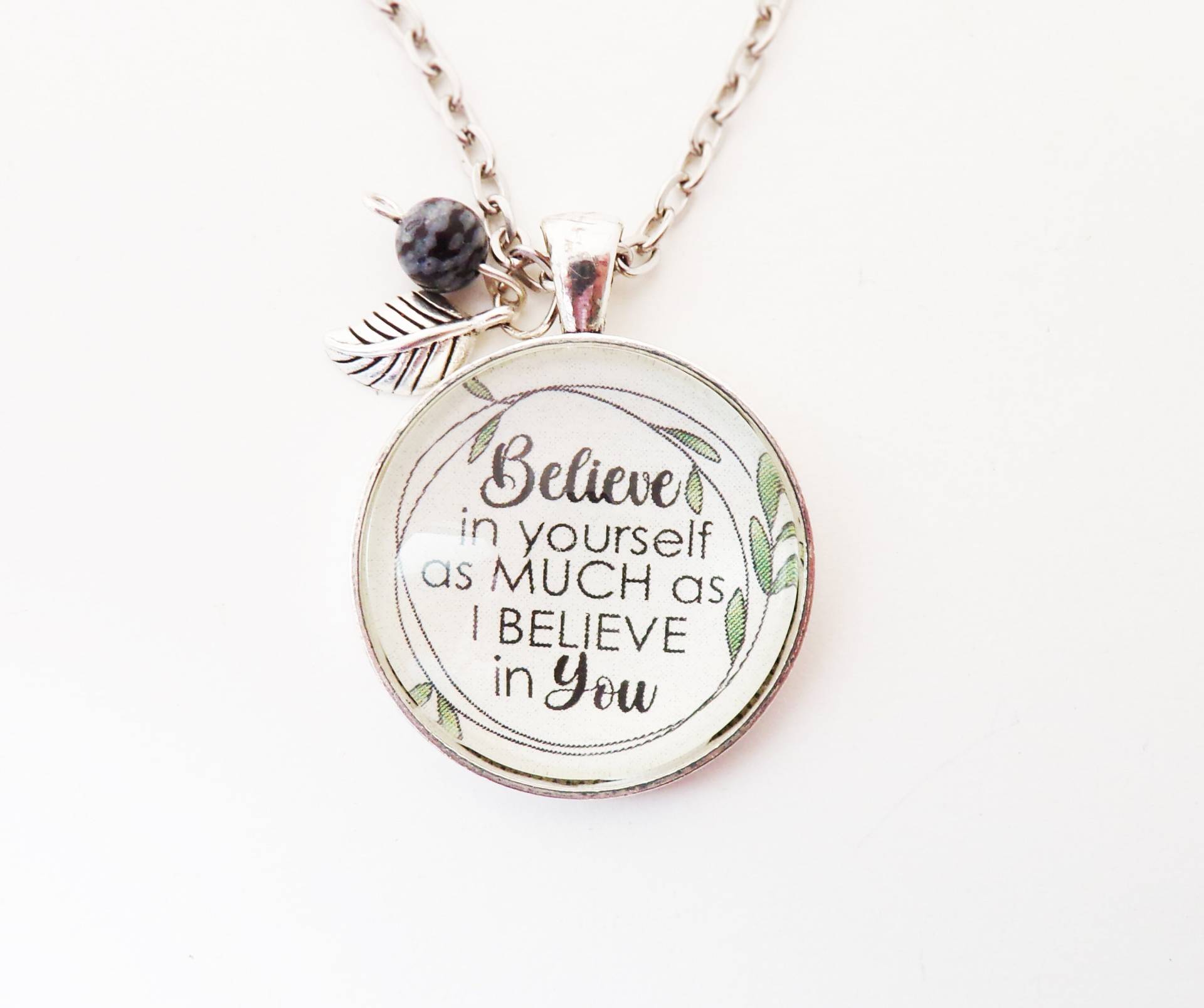 Believe in Yourself Anhänger Halskette Schneeflocken Jaspis Believe in Yourself Anhänger Halskette Schneeflocken Jaspis von UpWordsDesigns