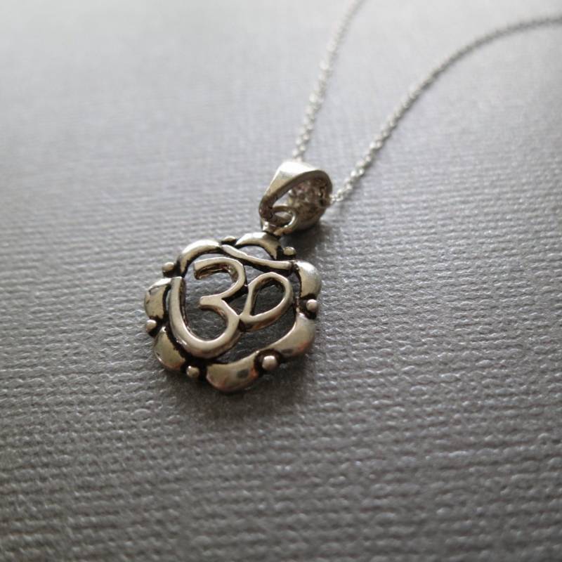 "Anhänger "Om Ring" Aus Sterling Silber." von Upslope