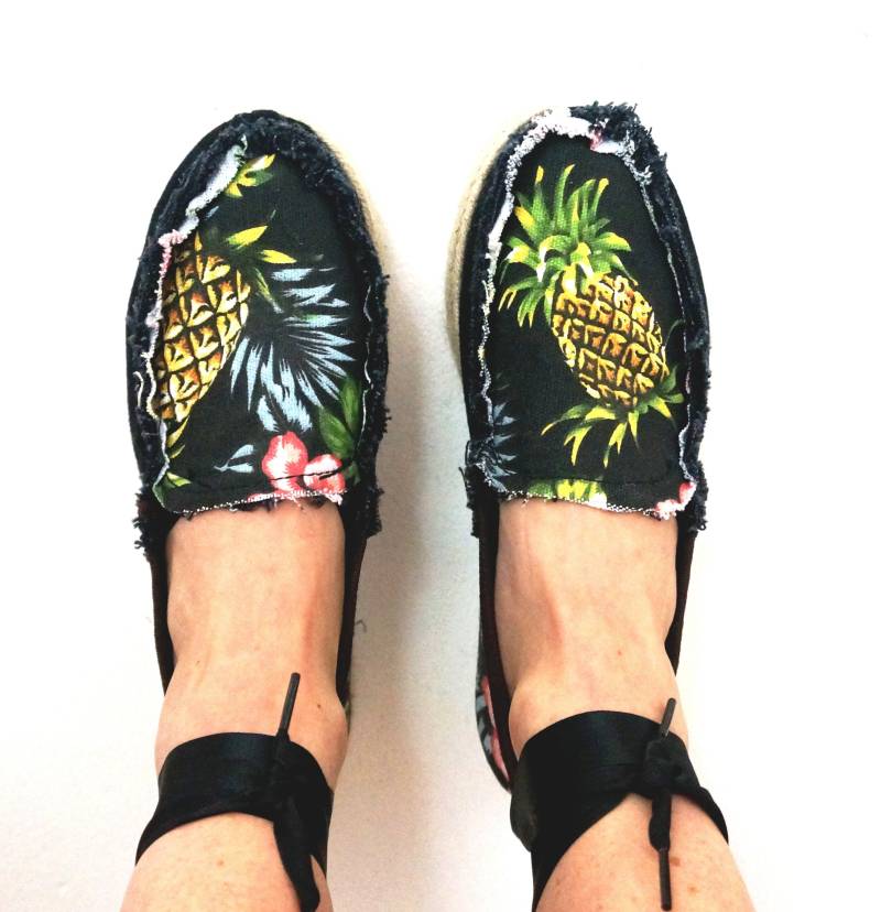 Ananas Print Espadrilles Altweiße Jute-Keilschuhe von UpwardSalute