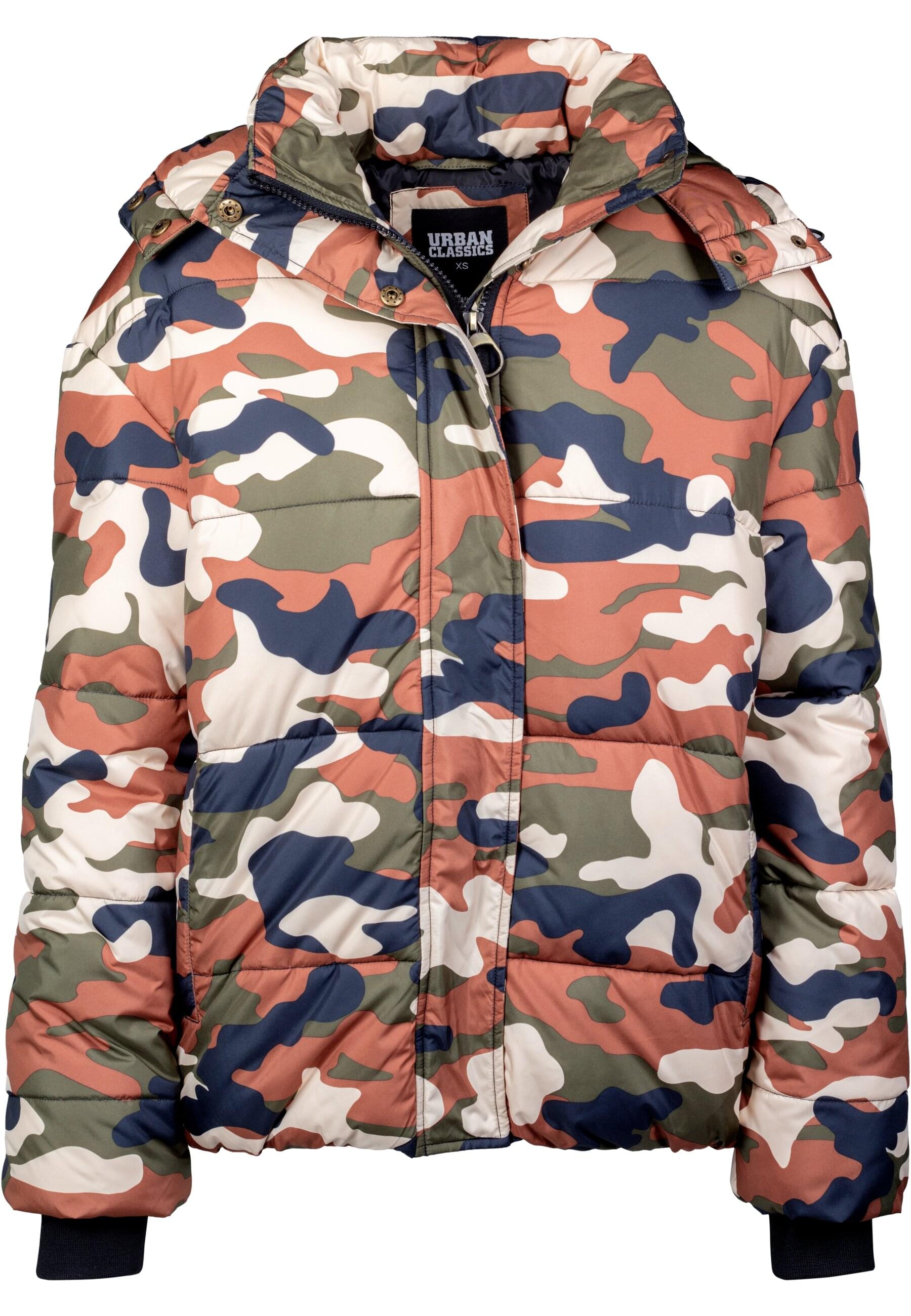 URBAN CLASSICS Winterjacke "Urban Classics Damen Ladies Boyfriend Camo Puffer Jacket" 1 Stk. tlg. mit Kapuze von Urban Classics