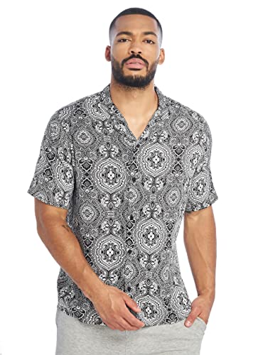 Urban Classics Herren Viscose Resort T-Shirt, Mehrfarbig (Bandana 01060), Small (Herstellergröße: S) von Urban Classics