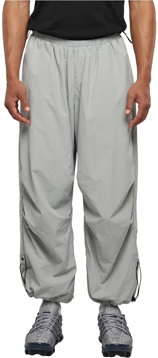 Urban Classics Stoffhose - Nylon Parachute Pants - S bis XXL - für Männer - Größe L - hellgrau von Urban Classics