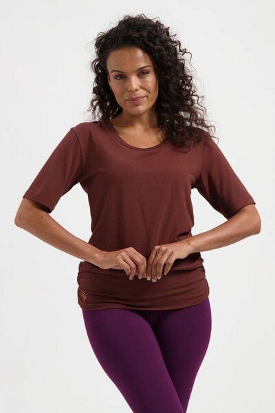 Urban Goddess Dry Fit Yoga Shirt Kami von Urban Goddess
