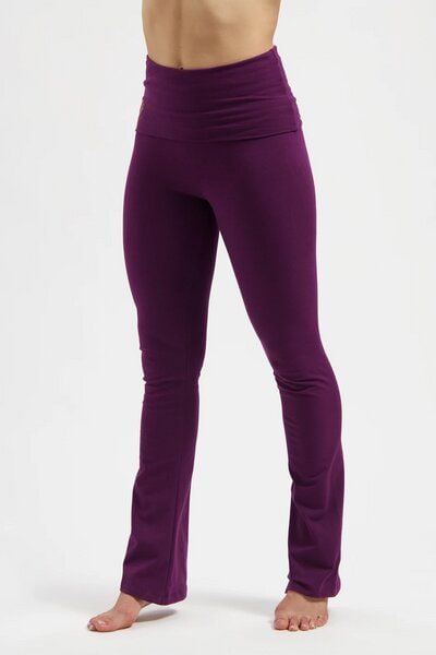 Urban Goddess Flared Yogahose Pranafied von Urban Goddess