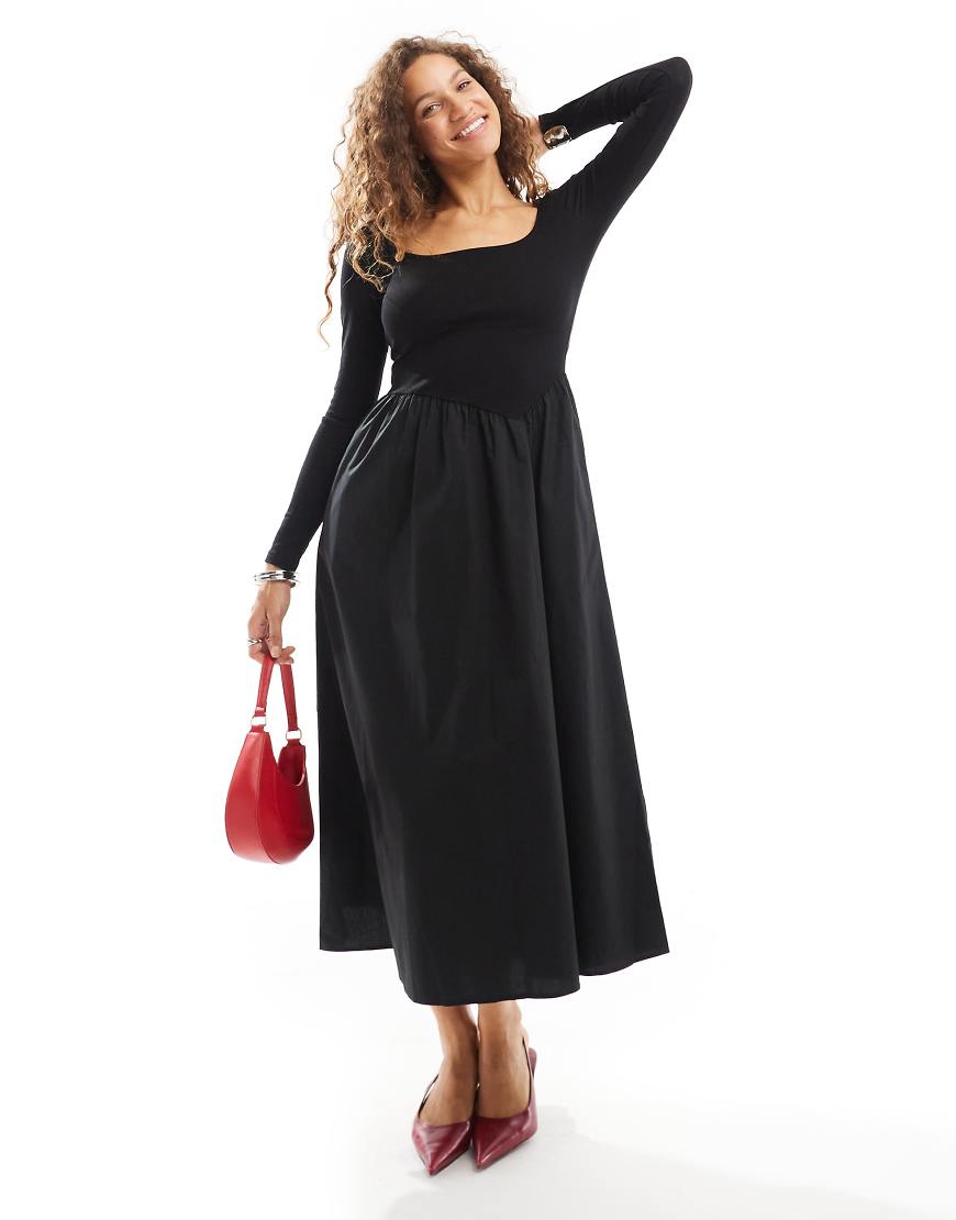 Urban Revivo - Midikleid in Schwarz mit U-Ausschnitt und weitem Rock von Urban Revivo