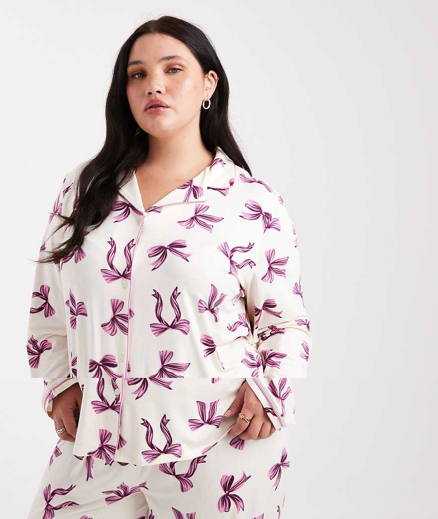 Urban Threads Curve - Pyjama, bestehend aus langärmligem Hemd mit Reverskragen und Hose mit Schleifenmuster-Bunt von Urban Threads