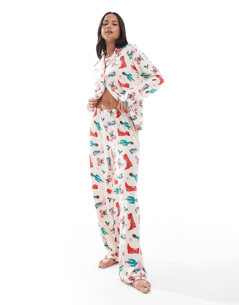 Urban Threads - Weihnachten - Pyjama mit Cowboy-Printmuster, aus langärmligem Hemd mit Reverskragen und Hose-Bunt von Urban Threads