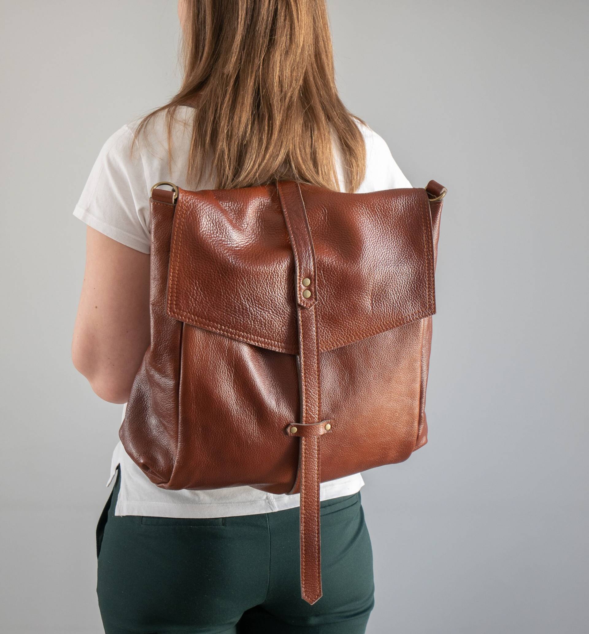 Cognac Braune Weekender Tasche, Oversize Rucksack Geldbörse, Ledertasche, Leder Wandelbare Große Schultertasche, Reisetasche von UrbanBlack