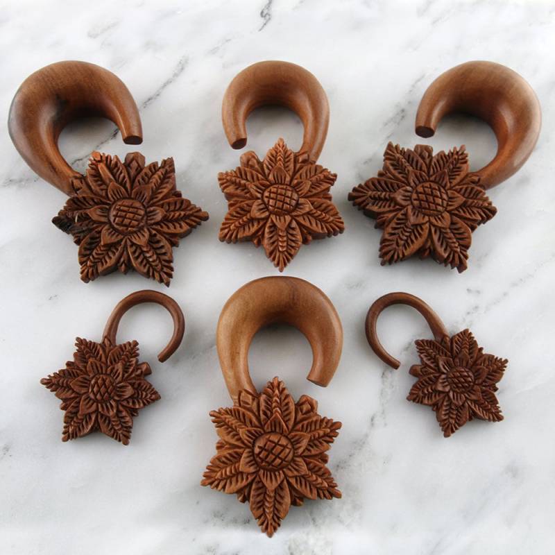 Daisy Holz Hänger Stecker Größen/Gauges | 8 Gauge - 5/8" 1 Paar, Gestreckte Ohren, Bio Plugs von UrbanBodyJewelry