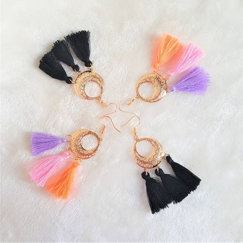 Boho Quasten Ohrringe Goldfarbener Hoop, Königsblau & Schwarz Boho Quasten Ohrringe Goldfarbener Hoop, Königsblau & Schwarz von UrbanFlairUS