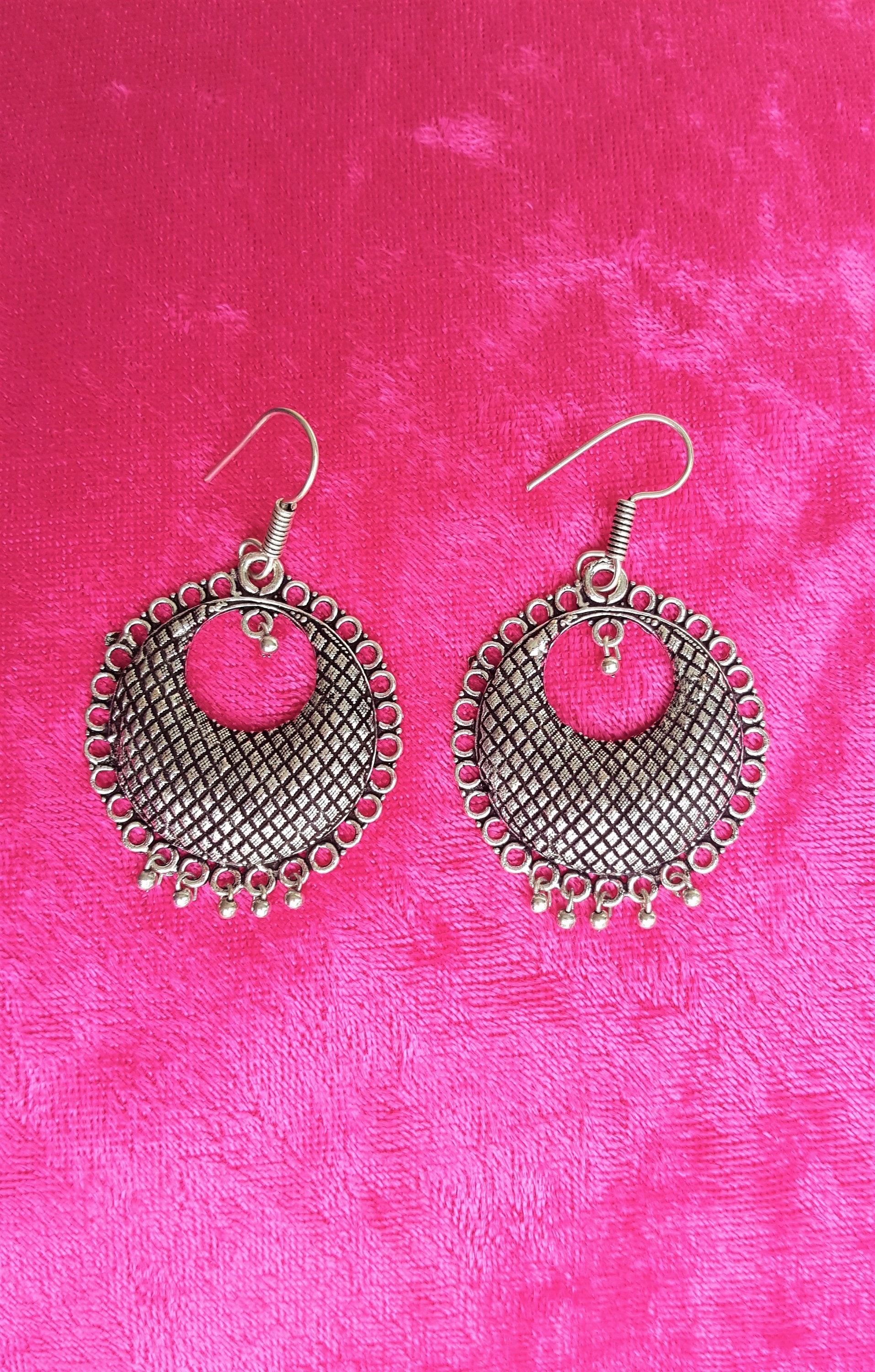 Mode, Einzigartige Designer-Schmuck, Ohrringe, Seltene Funde Mode, Einzigartige Designer-Schmuck, Ohrringe, Seltene Funde von UrbanFlairUS