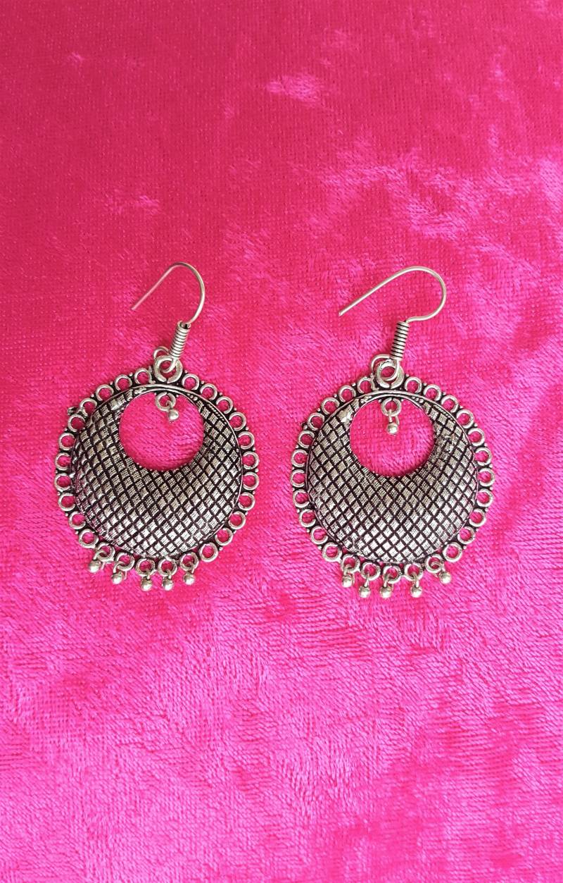 Mode, Einzigartige Designer-Schmuck, Ohrringe, Seltene Funde Mode, Einzigartige Designer-Schmuck, Ohrringe, Seltene Funde von UrbanFlairUS