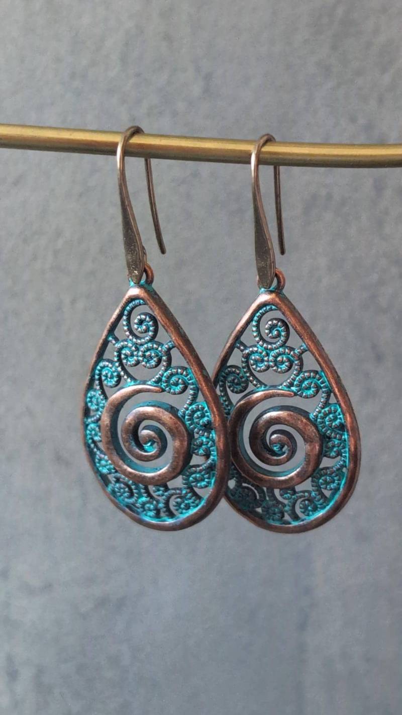 Ohrringe Groß Hängend Tropfen von UrbanFoxBerlin