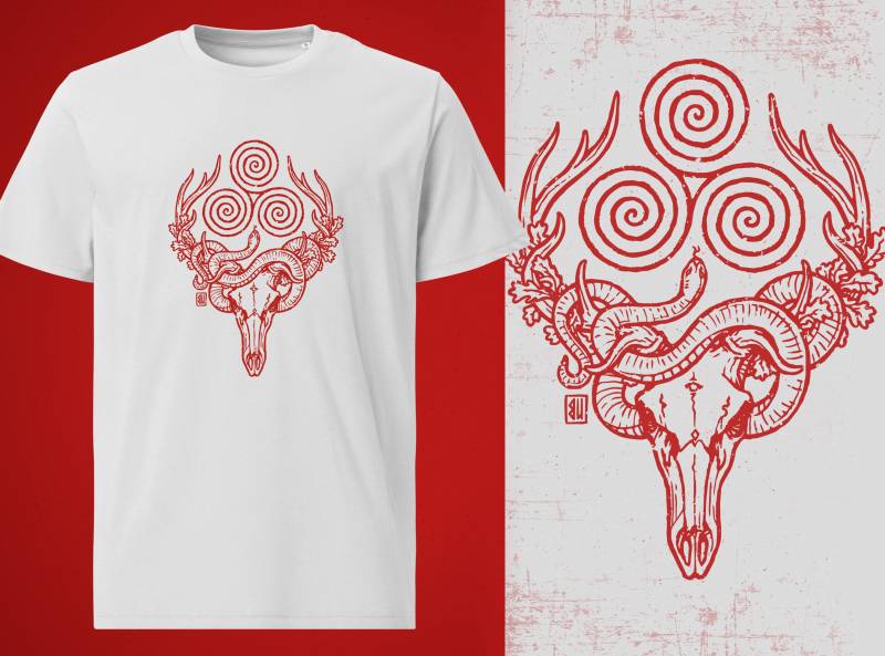 The Antlered Crown T-Shirt von UrbanMysticArt