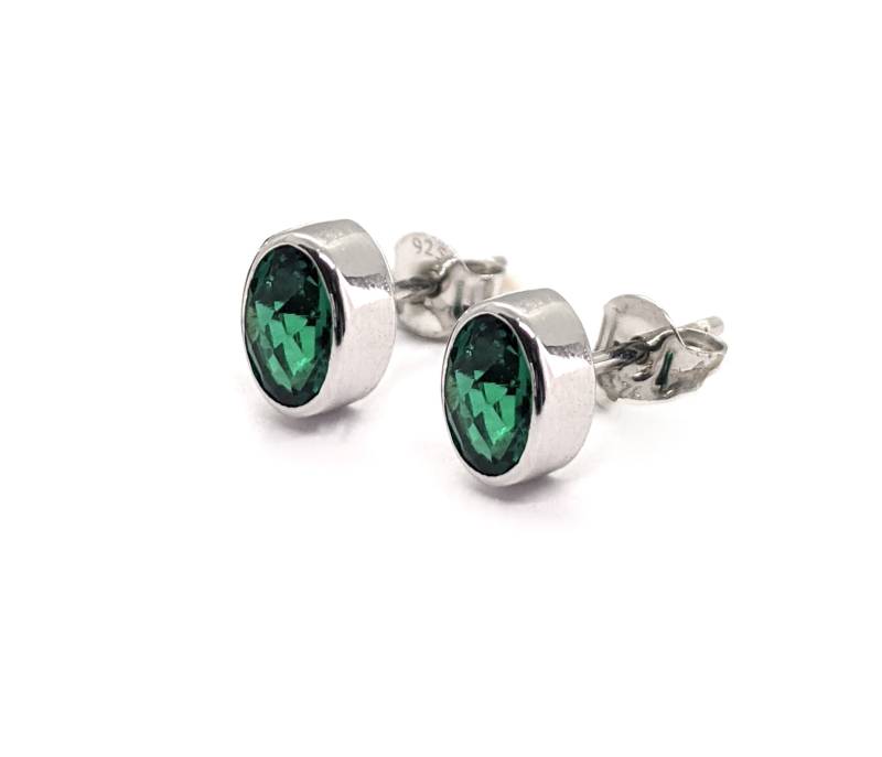 Echter Smaragd | Created in Sterling Silber Bezel Set Ohrstecker - Mai Birthstone Premium Edelstein Ohrringe von UrbanStopLLC
