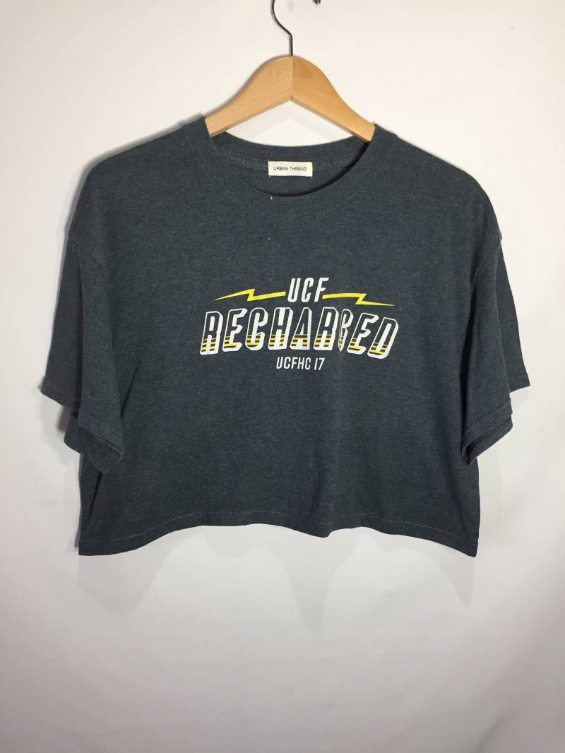 Großes Ucf Aufgeladenes Cropped T-Shirt von UrbanThreadProject