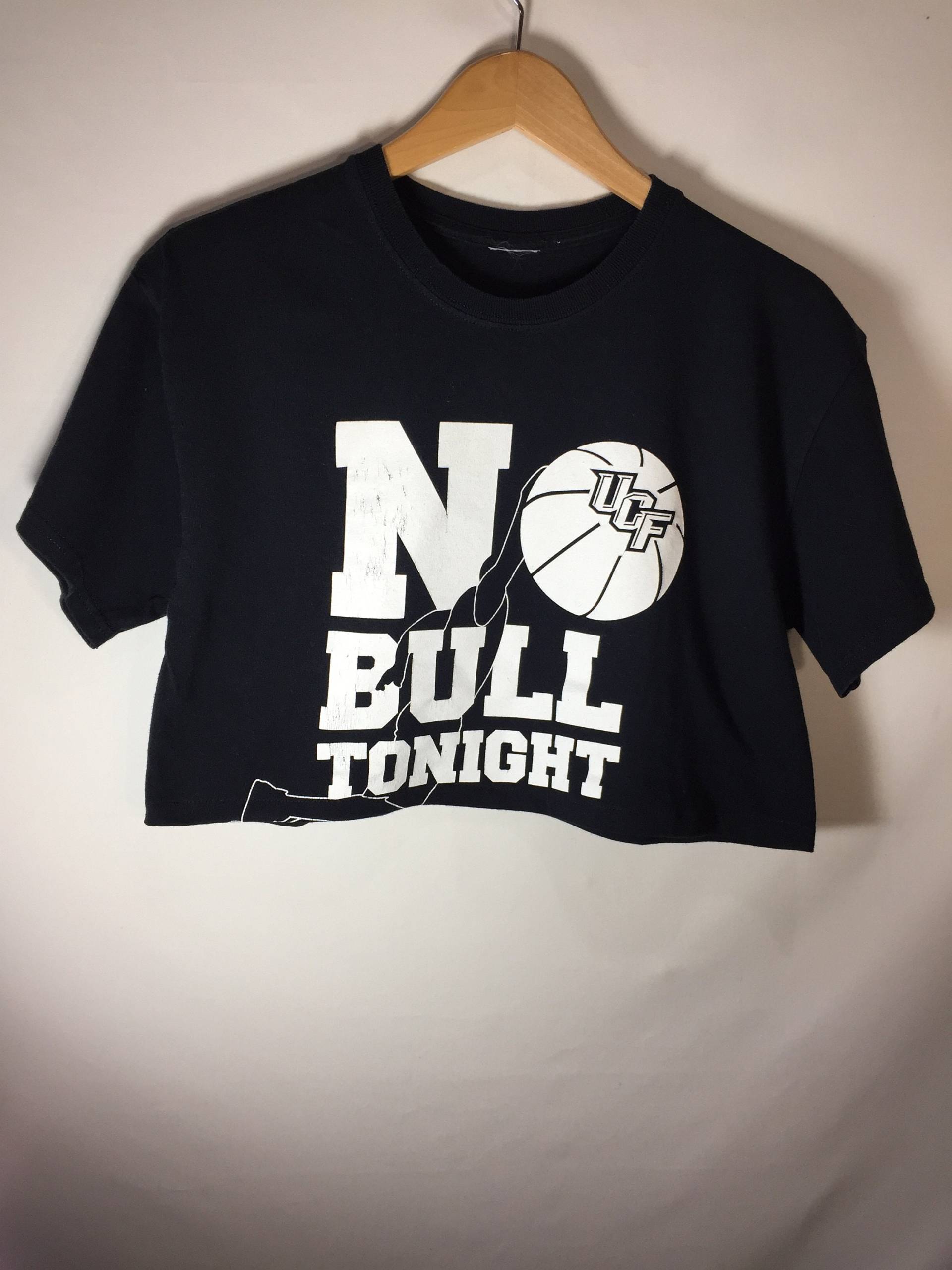 Ucf No Bull Heute Nacht Crop T-Shirt von UrbanThreadProject