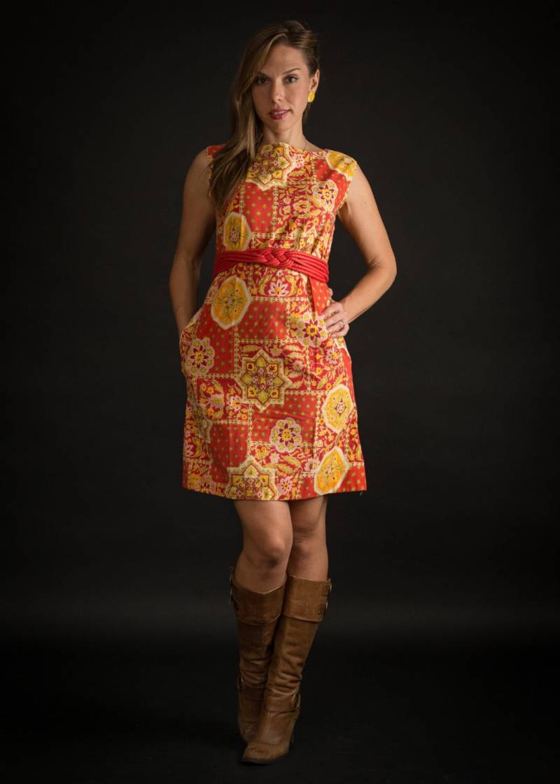 Vintage Mohnrot Und Orange Blumen Kleid | Größe Klein/Medium von UrbanTownVintage