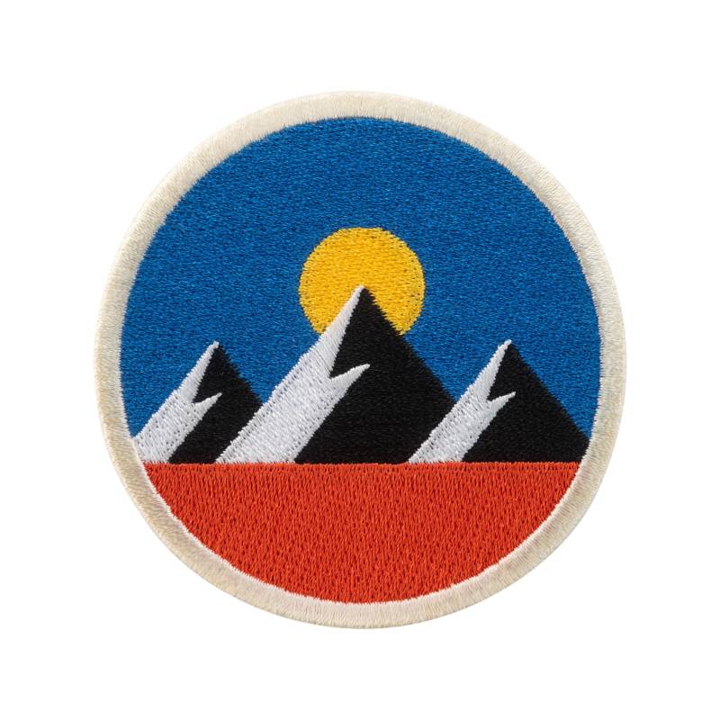 Urbanski Patch Never Stop Exploring Berge Unter Gelber Sonne Zum Aufbügeln 6, 9 X cm | Aufnäher Applikation Bügelbild von UrbanskiShop
