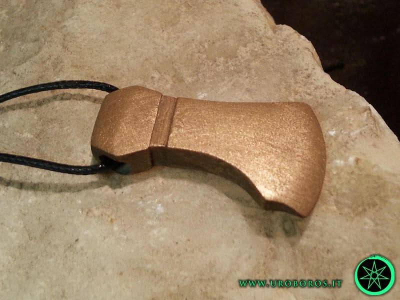 Wikinger-Axt-Anhänger Wikinger-Axt-Anhänger von UroborosIT