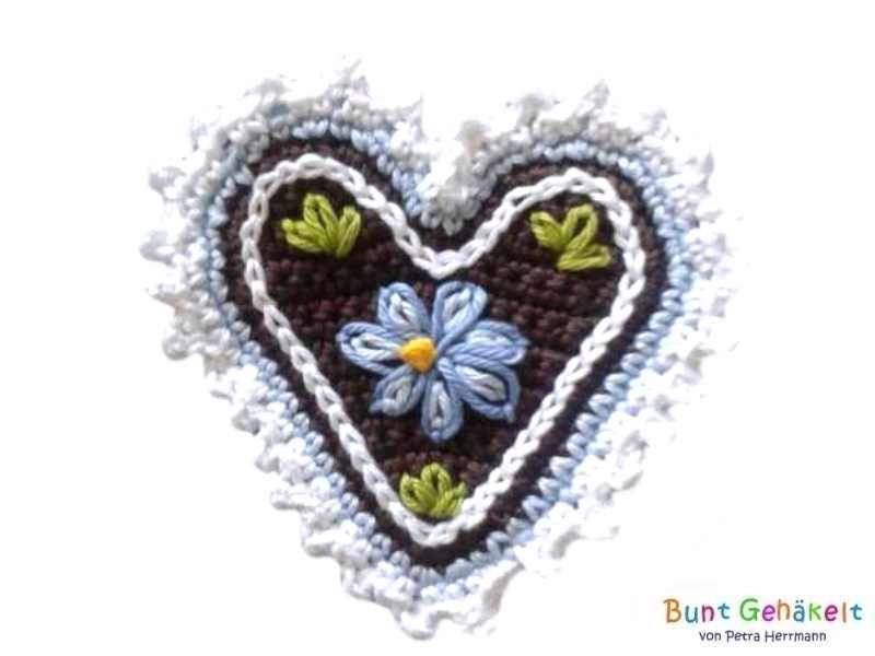 Gehäkelte Applikation "Wies'n-Herz", Häkelapplikation, Aufnäher, Oktoberfest, Herz von UrsulaPetra