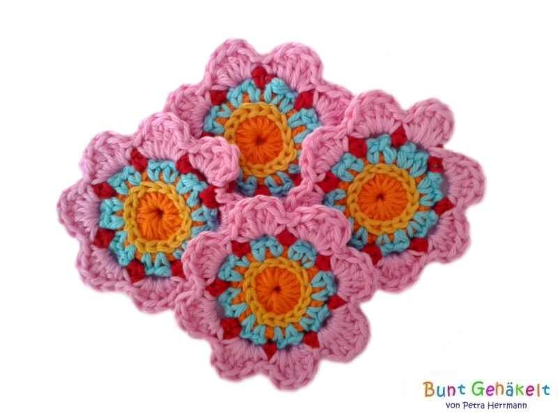 Gehäkelte Blumen, Häkelapplikation, Blumenaufnäher von UrsulaPetra